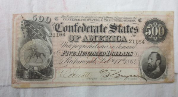 Front view of the old 500 dollars currency
