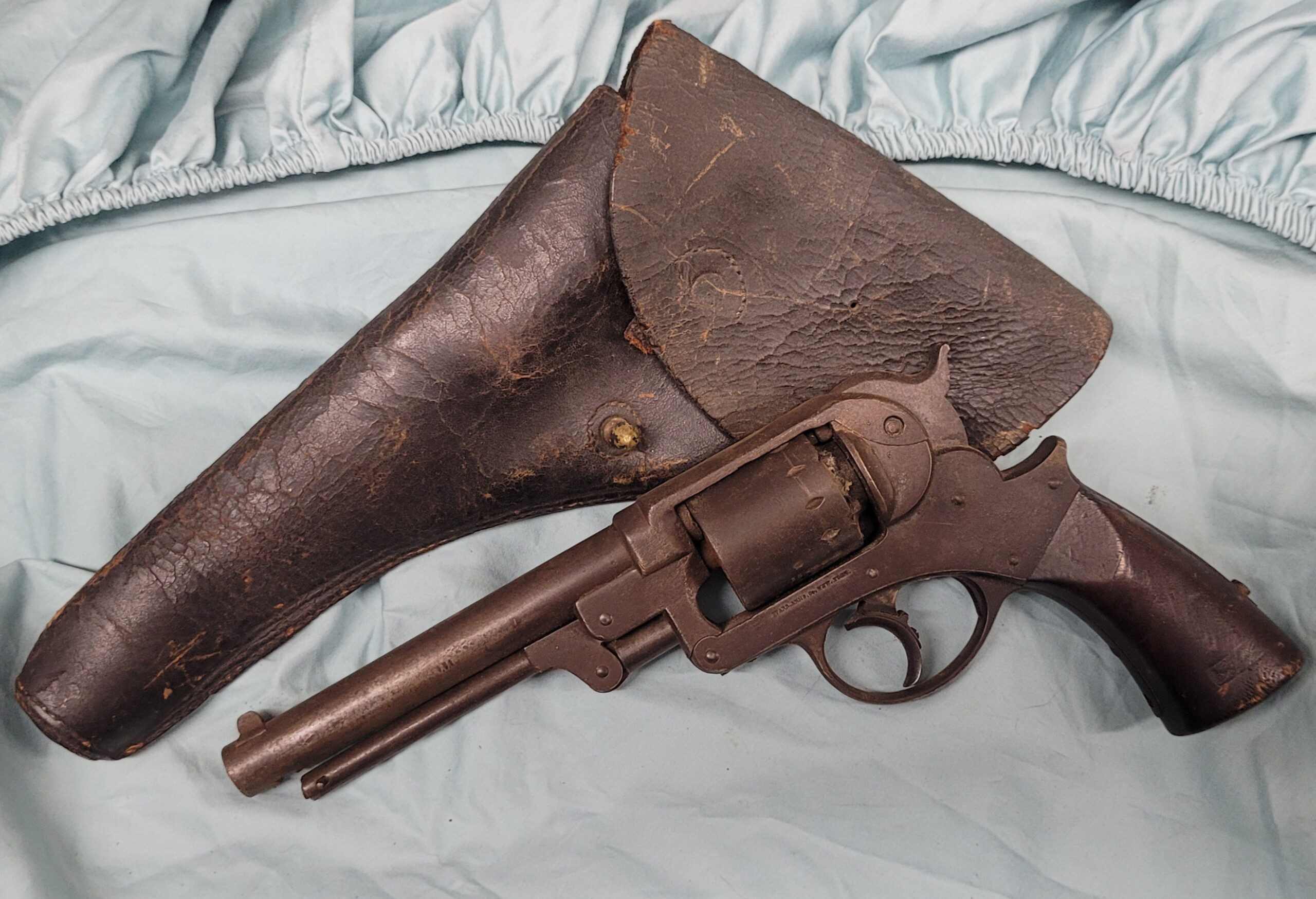 Ambrose Antique Guns, Antique Firearms, Guns, Firearms, Antique Weapons,  Antique Arms & Antique Armor, Antique Armour--Powder Horns and Flasks