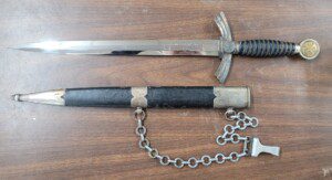 FINE German WW2 1st Model Luftwaffe (Air Force) dagger with chain