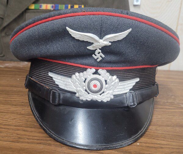 Fine WW2 German Luftwaffe Flak Artillery visor cap, local veteran war trophy