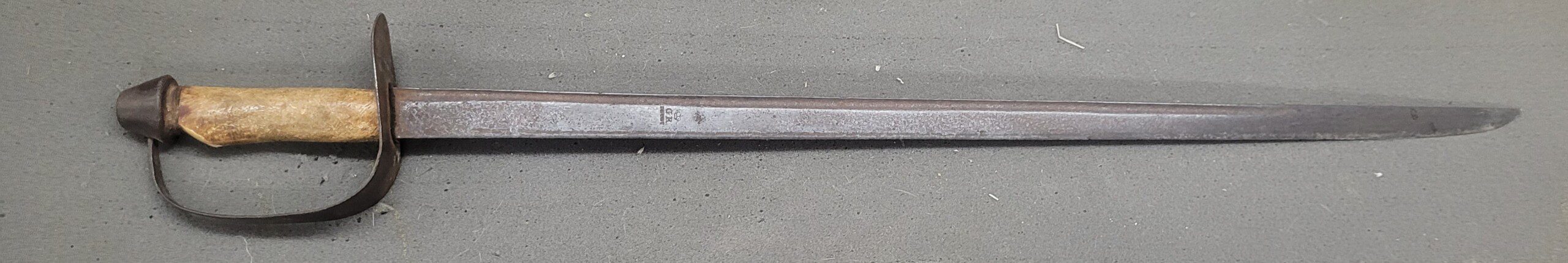 Exceptional and RARE American Revolutionary War sword made from a Scottish basket hilt! - Image 3